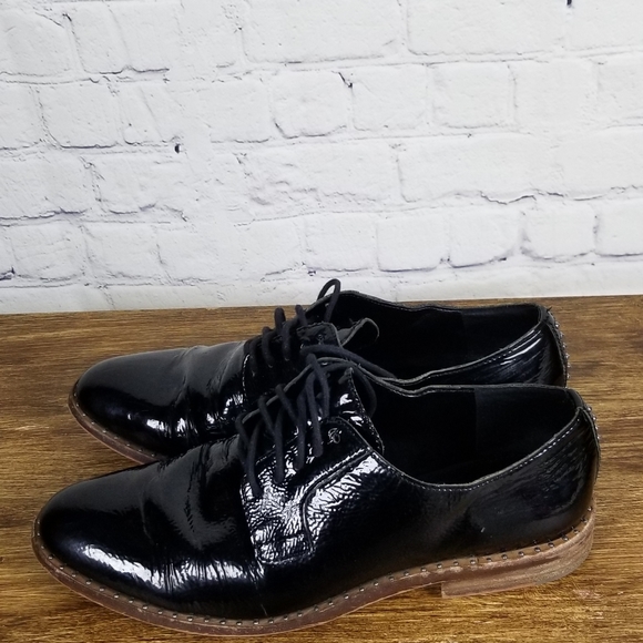 VINCE CAMUTO black oxford shoes | 6.5 - Picture 5 of 10
